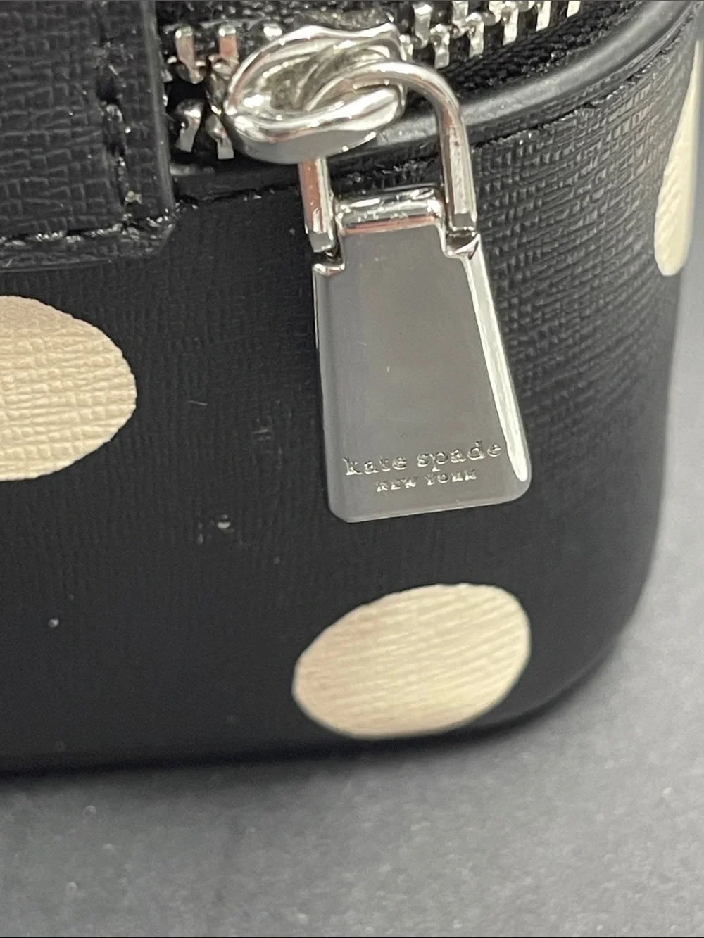 kate spade New York Black & Cream Polka Morgan Dot Sunshine Jewelry Case **RARE